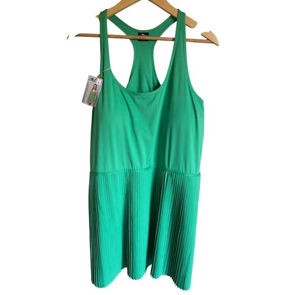 New! Trane Green Pleated Athletic Dress Size XL Athleisure Lined Built in Bra - Picture 1 of 6